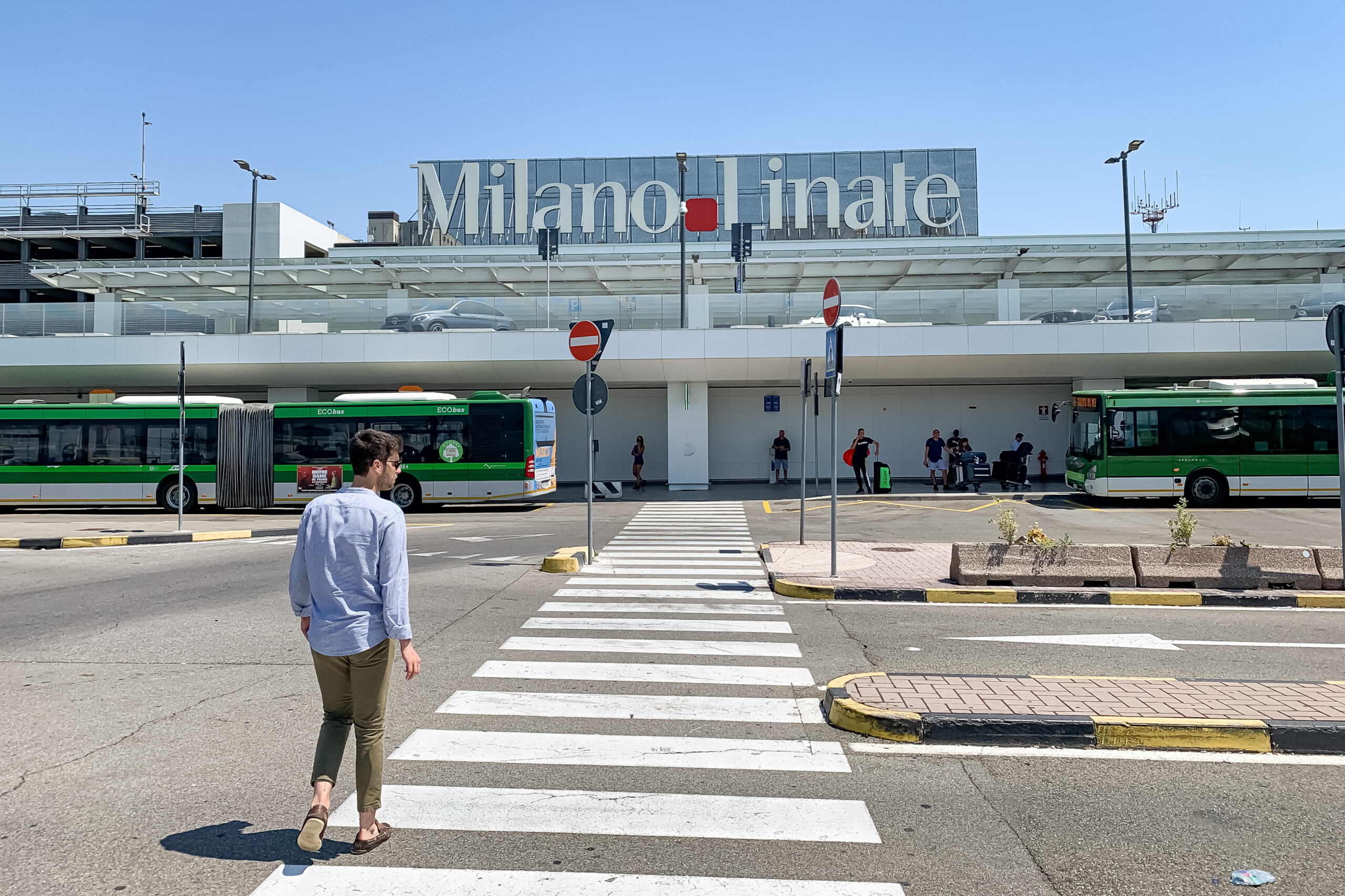 cybersecurite attaque de hackers contre les sites de malpensa et linate les aeroports restent operationnels scaled