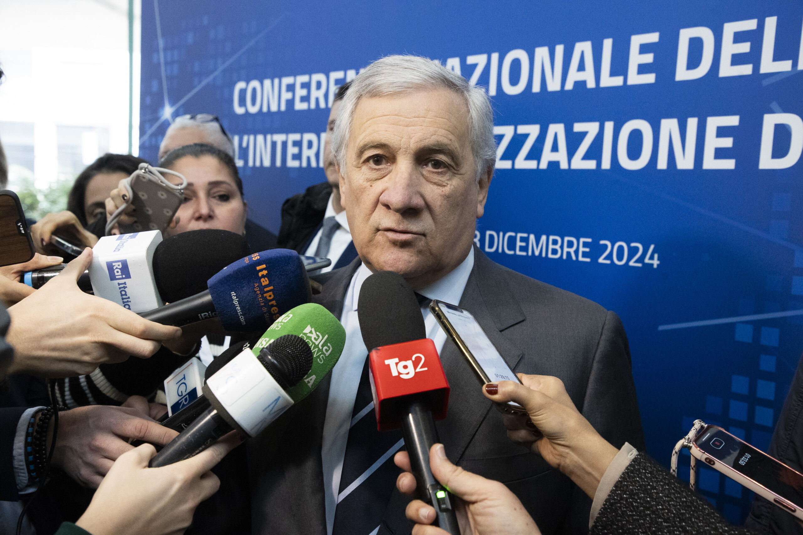iran tajani nous exigeons que les droits de cecilia sala soient respectes scaled