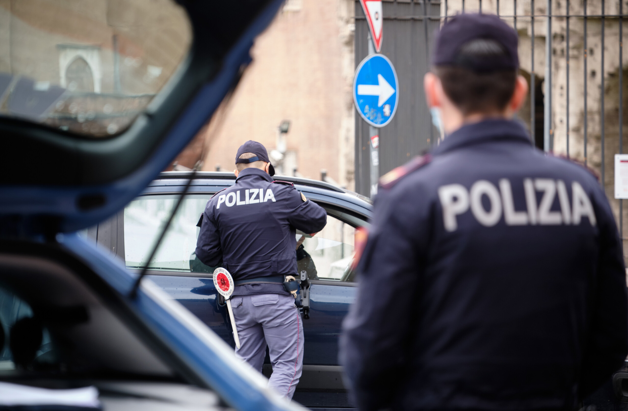 rome un adolescent de 14 ans poignarde a la station de metro c la police arrete lauteur presume de lagression scaled