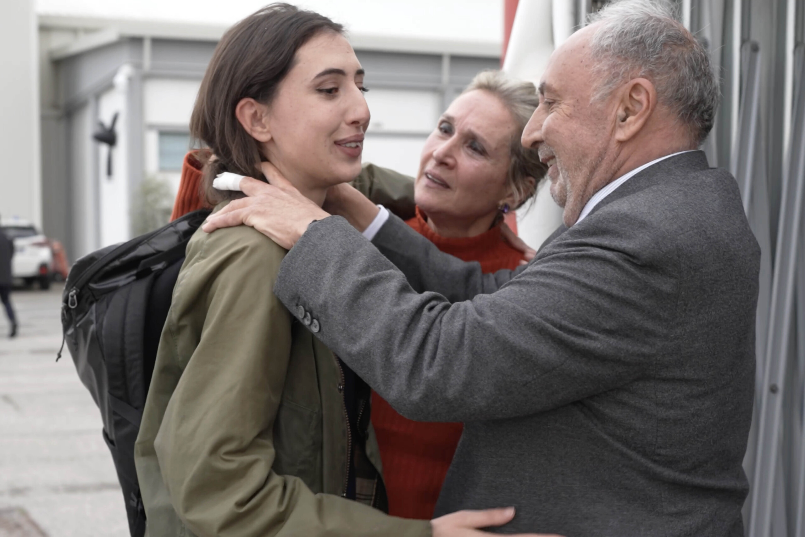pere cecilia sala des jours tres durs sont passes grace a meloni et tajani scaled