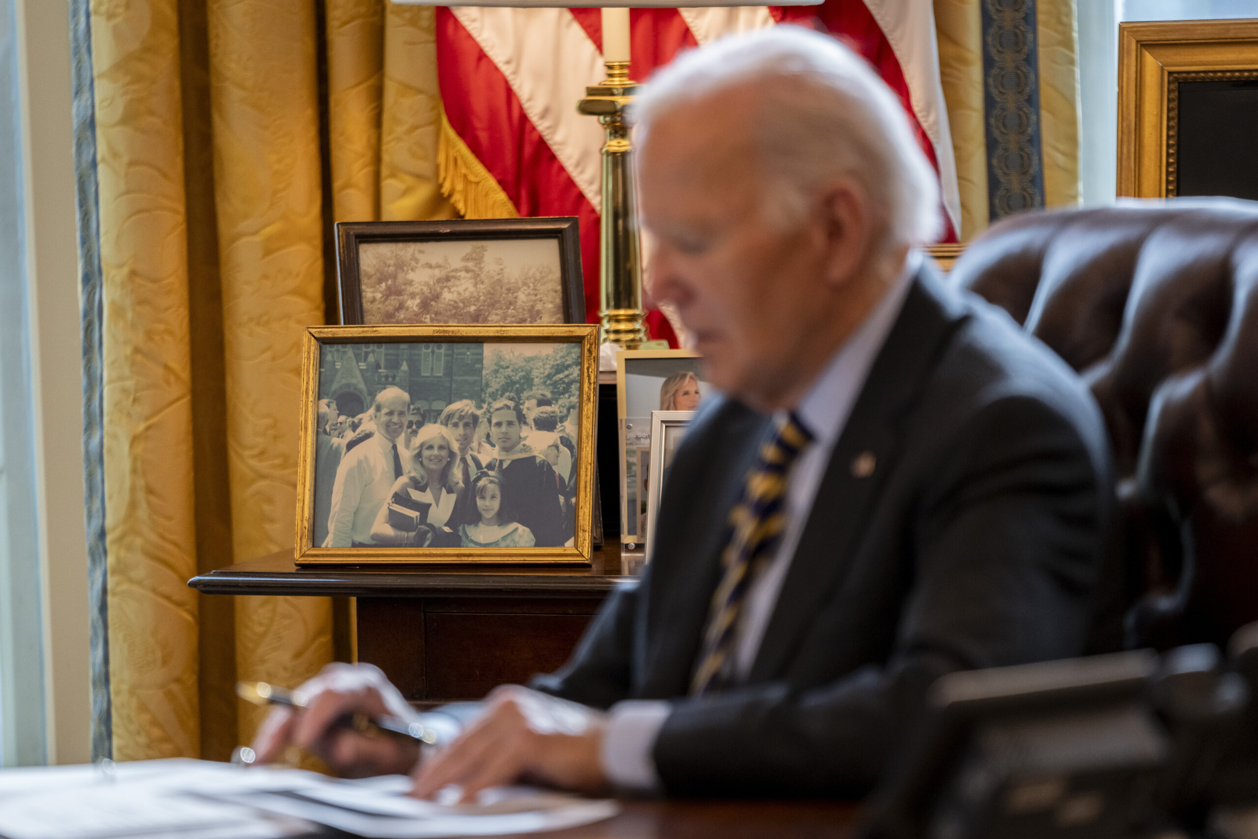 incendies a la biden la ville aura besoin de dizaines de milliards de dollars scaled