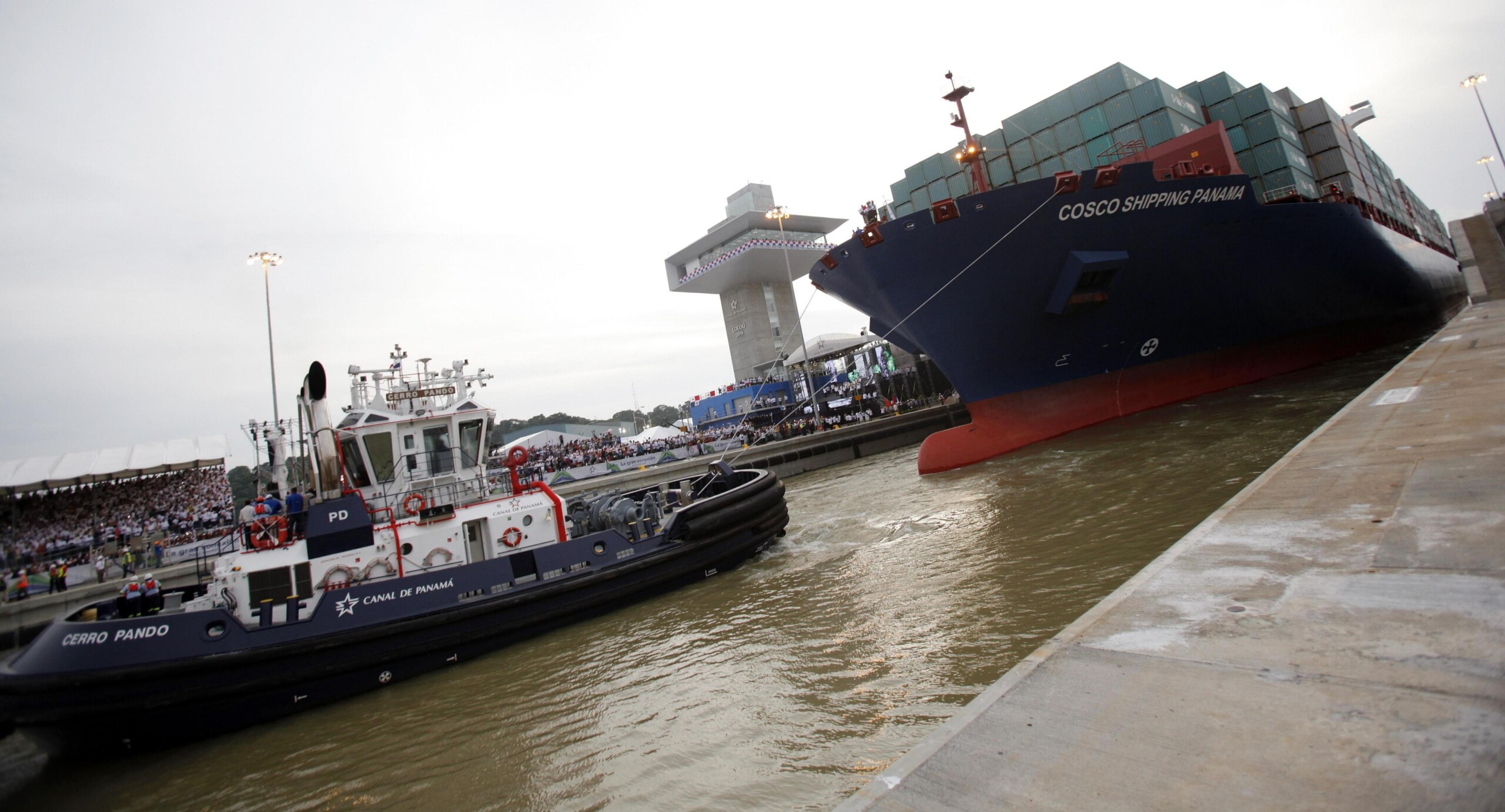 usa les navires du gouvernement americain naviguent gratuitement dans le canal de panama scaled