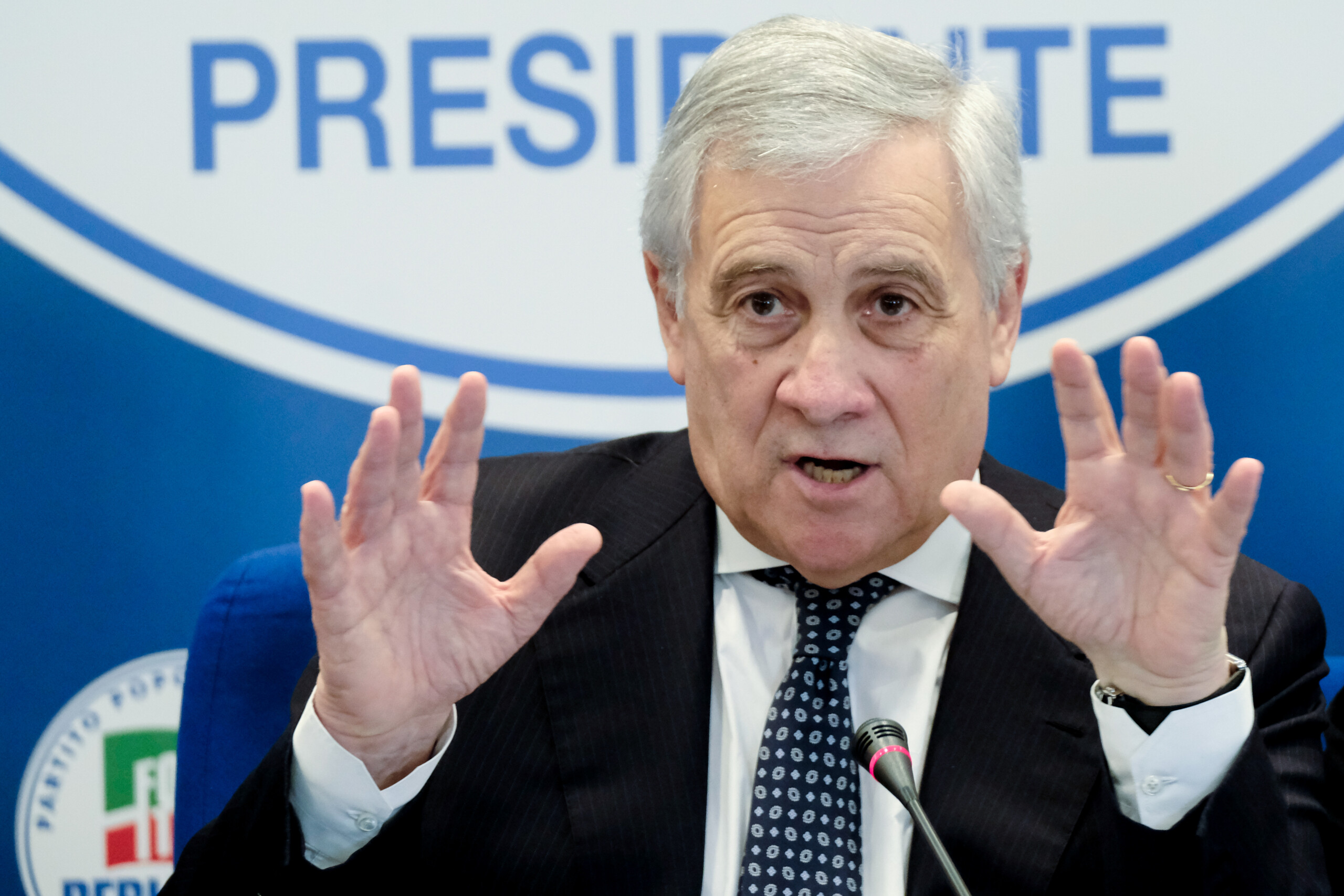 ukraine tajani nous voulons une paix qui ne mortifie pas kiev scaled