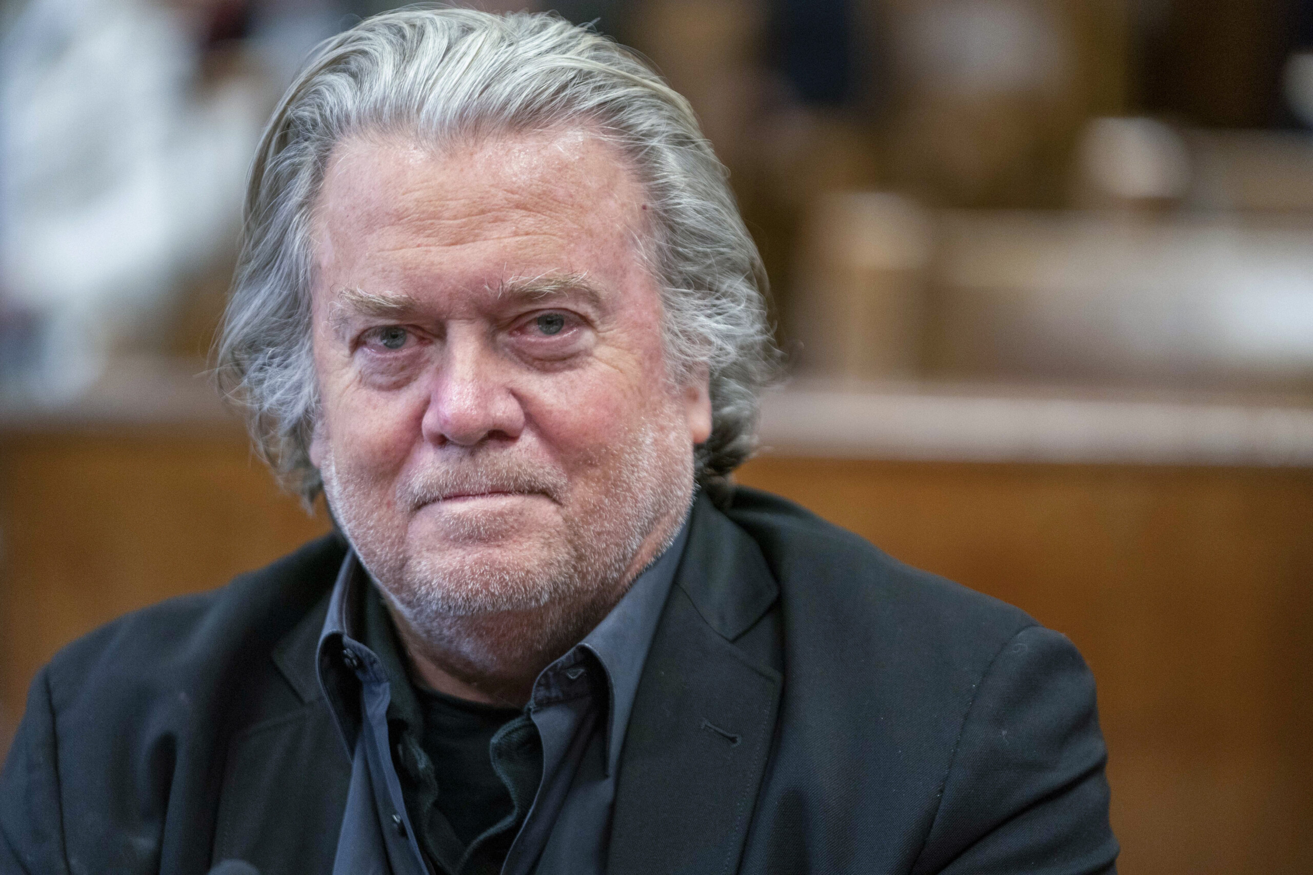 usa stephen bannon plaide coupable de fraude mais nira pas en prison scaled