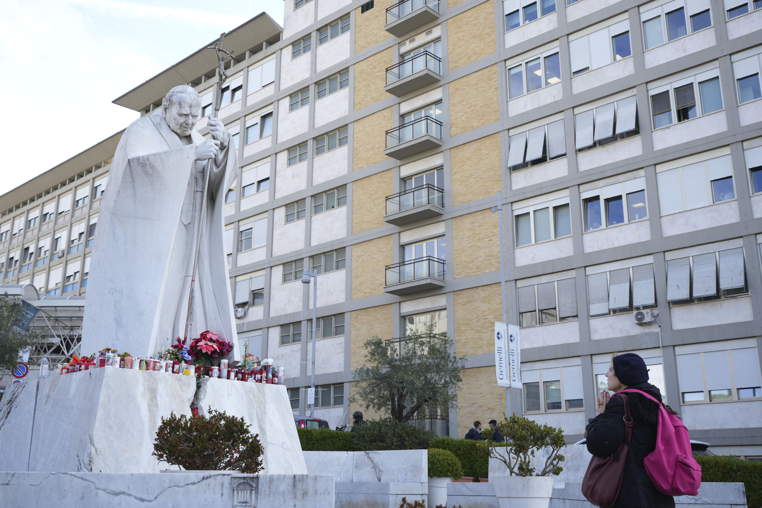 le pape francois le professeur alfieri il nest pas hors de danger scaled