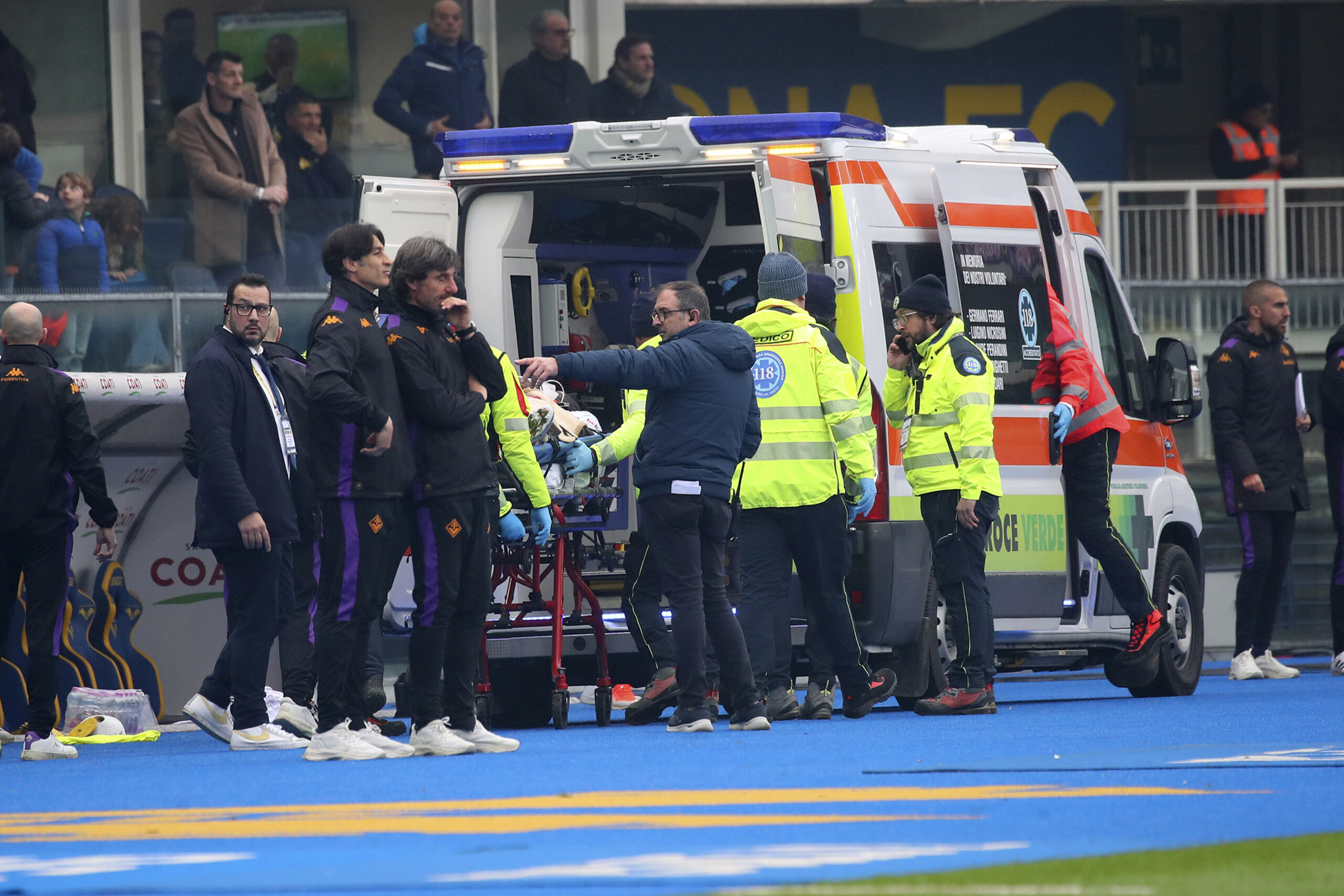 football fiorentina kean sort de lhopital et tous les tests sont negatifs scaled