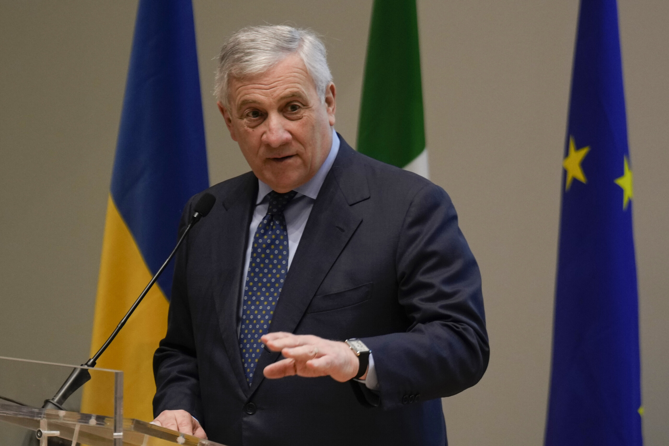 ukraine tajani impossible de garantir la securite sans les etats unis scaled