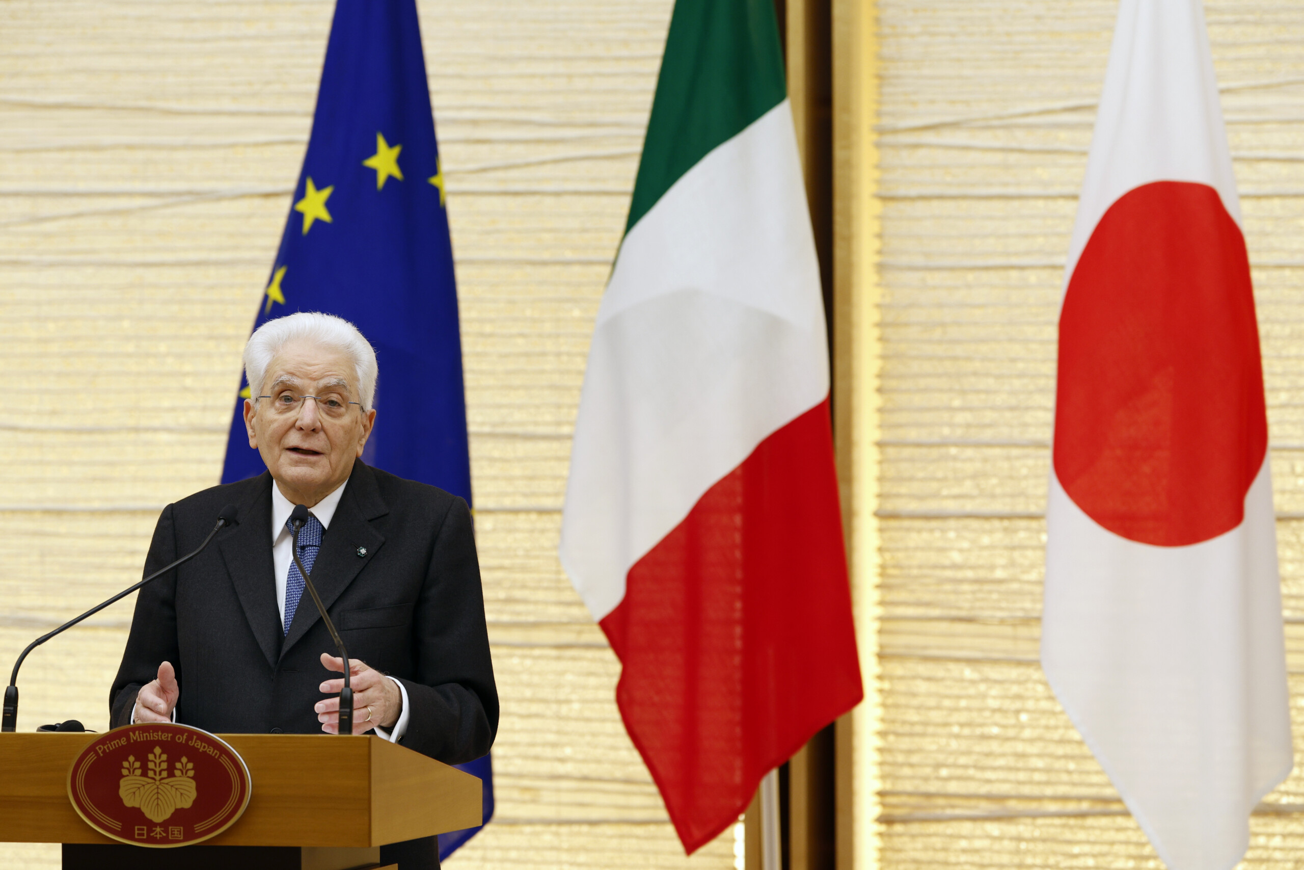 ukraine mattarella il est trop tot pour parler de forces italiennes a kiev scaled