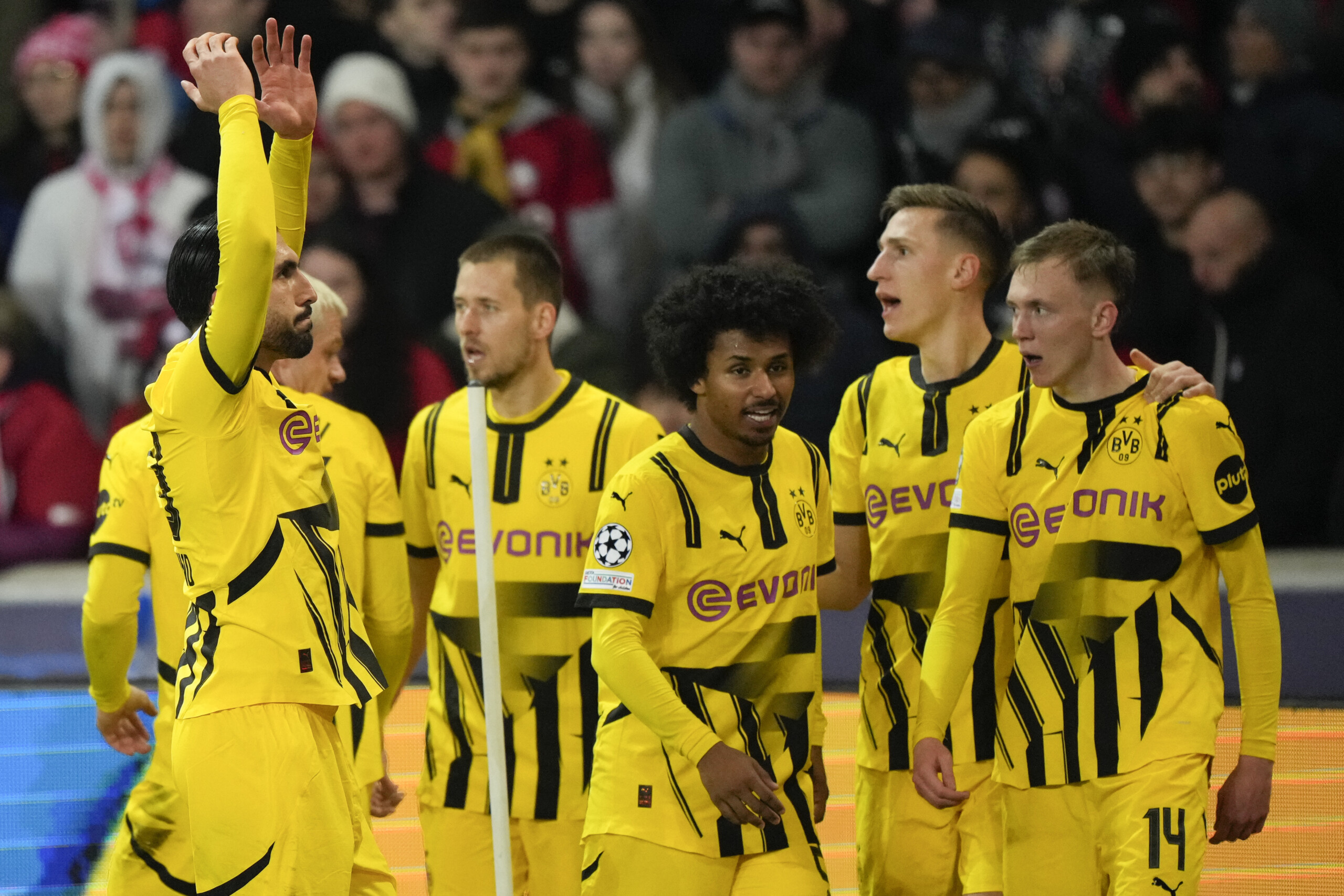 champions le borussia dortmund en quarts de finale lille battu 2 1 a domicile scaled