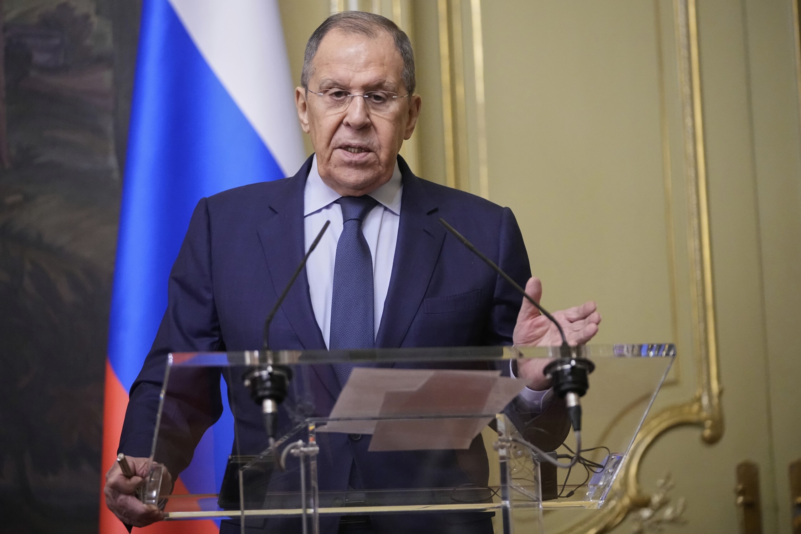 ue lavrov fuhrer ursula mobilise tout le monde pour remilitariser leurope scaled