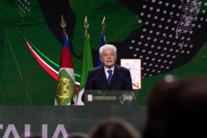 campi flegrei mattarella appelle manfredi pour exprimer sa proximite avec les citoyens