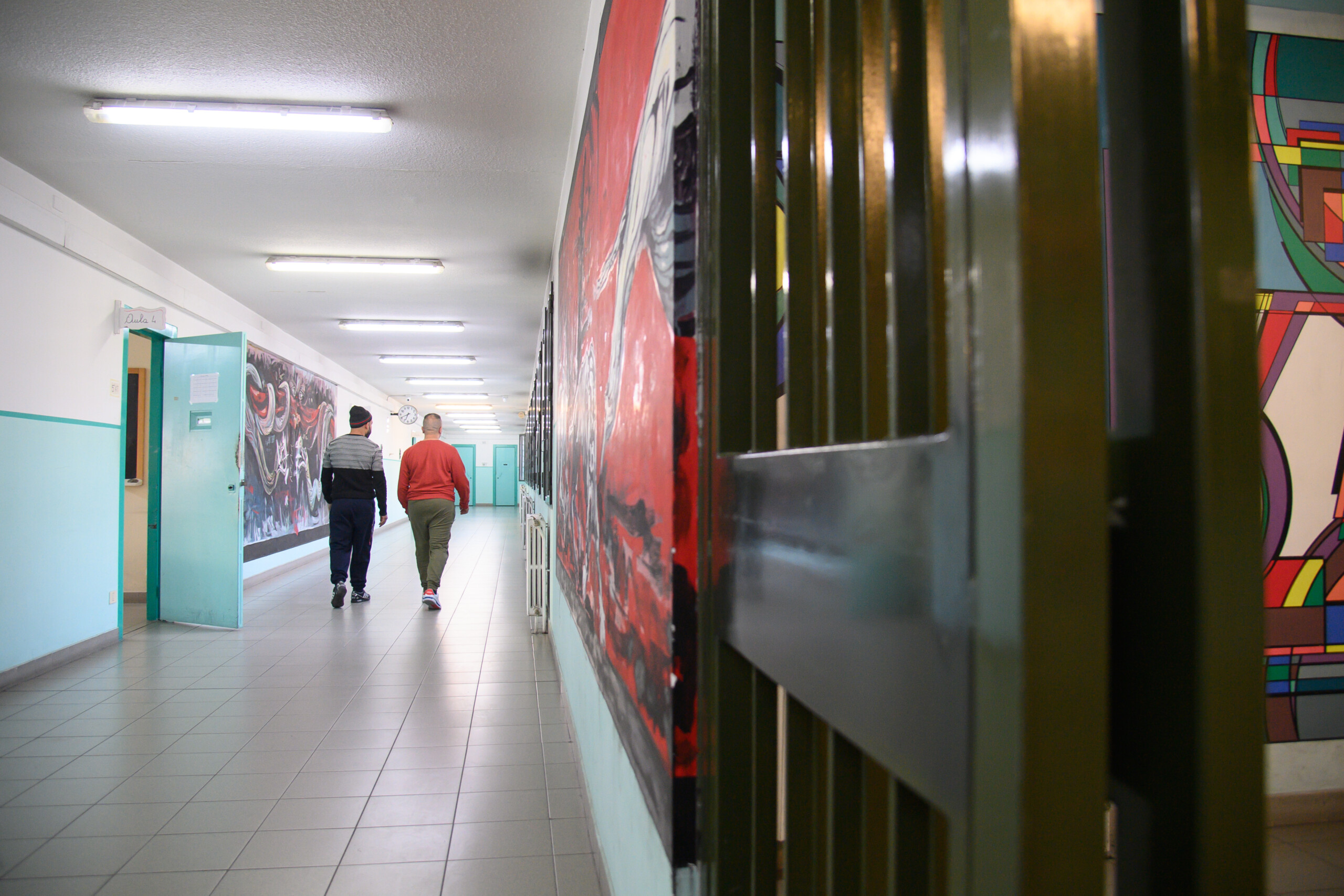 cour constitutionnelle au moins 4 heures dair par jour pour les detenus en regime 41 bis scaled