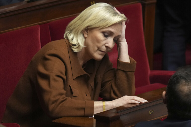 france le pen attaque violente contre le peuple nous nous battrons