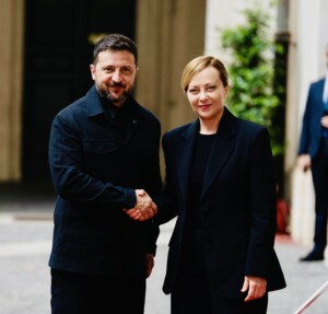 ukraine meloni kiev veut la paix maintenant la russie doit faire de meme