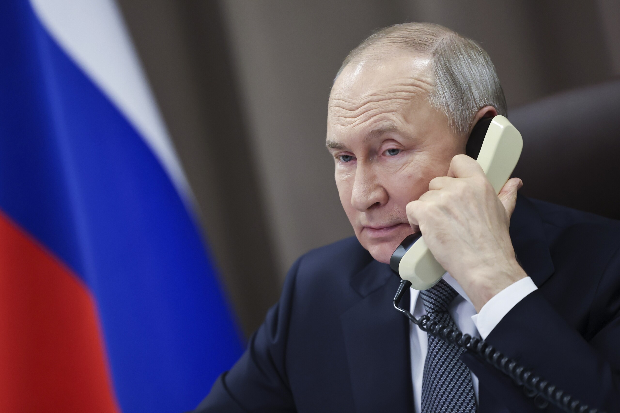 poutine il y a des francais qui combattent avec la russie en ukraine scaled