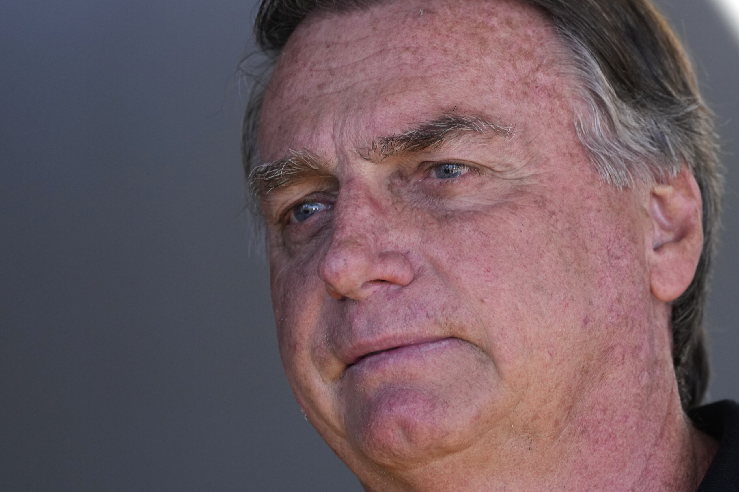 bresil bolsonaro sort des soins intensifs mais reste hospitalise scaled