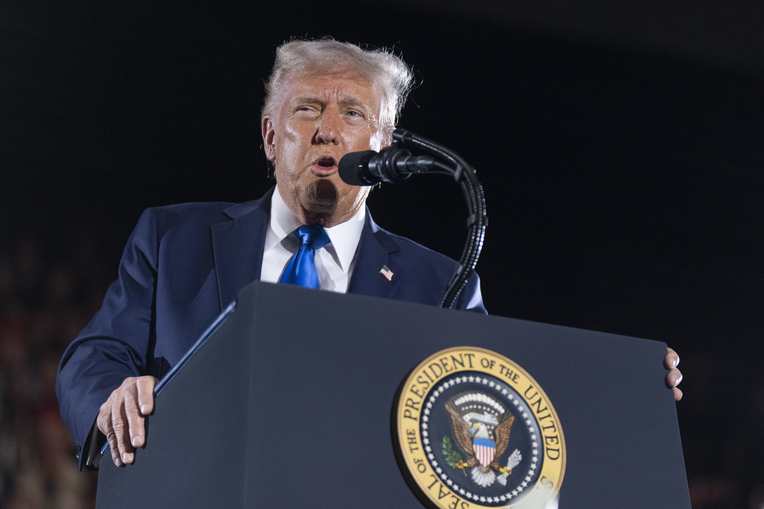 etats unis trump une recession tout peut arriver mais nous allons connaitre un boom economique scaled