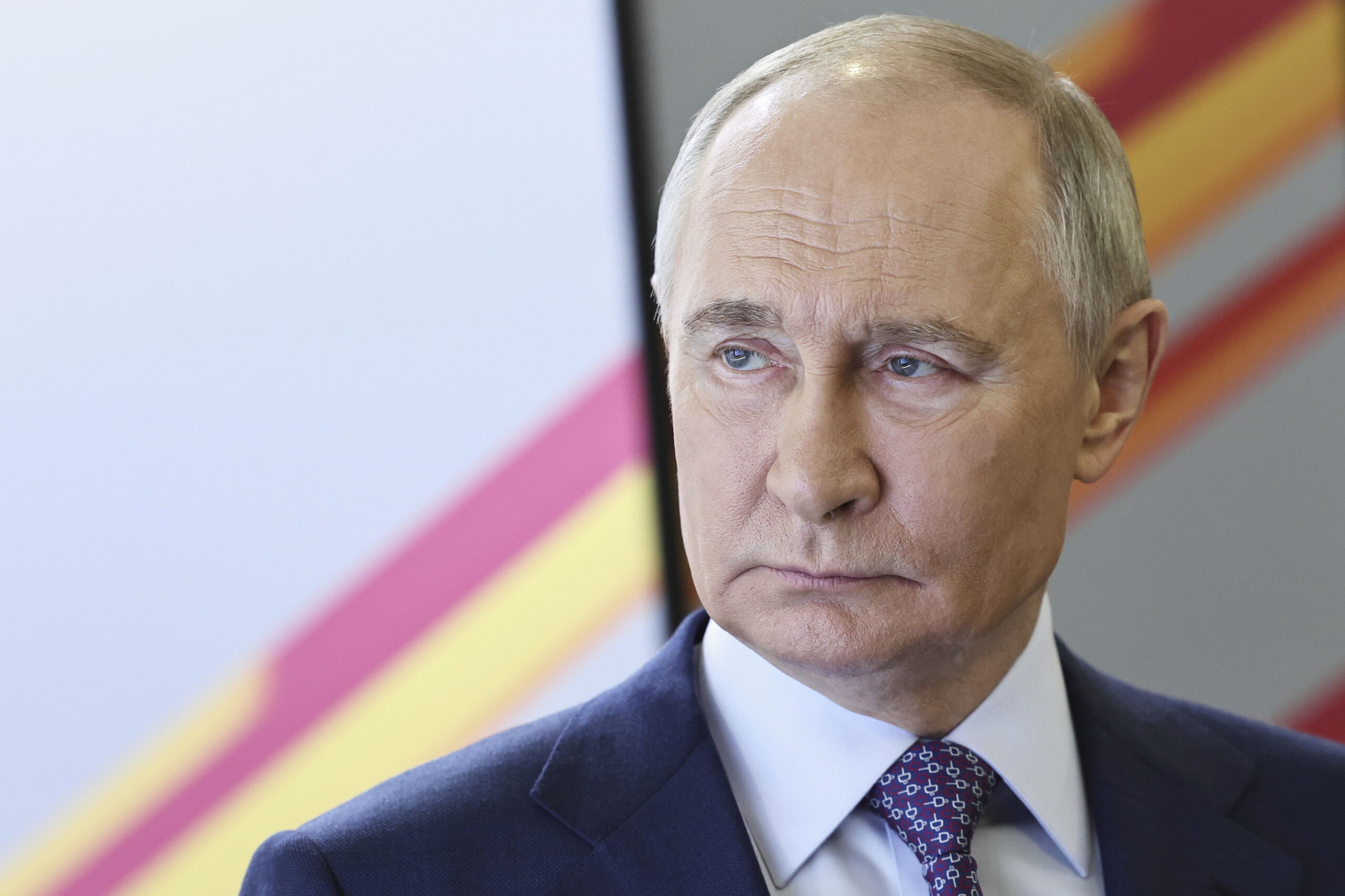 poutine les relations avec la chine renforcent la stabilite dans le monde scaled