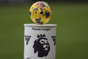 premier league manchester united chute 4 3 contre brentford match nul pour tottenham