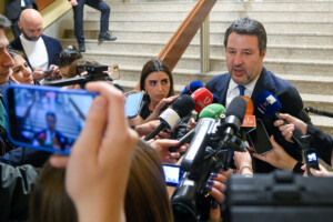 pont sur le detroit salvini les travaux commenceront dans quelques semaines