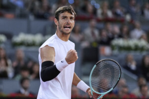 tennis classement atp sinner toujours numero 1 mondial musetti entre dans le top 10