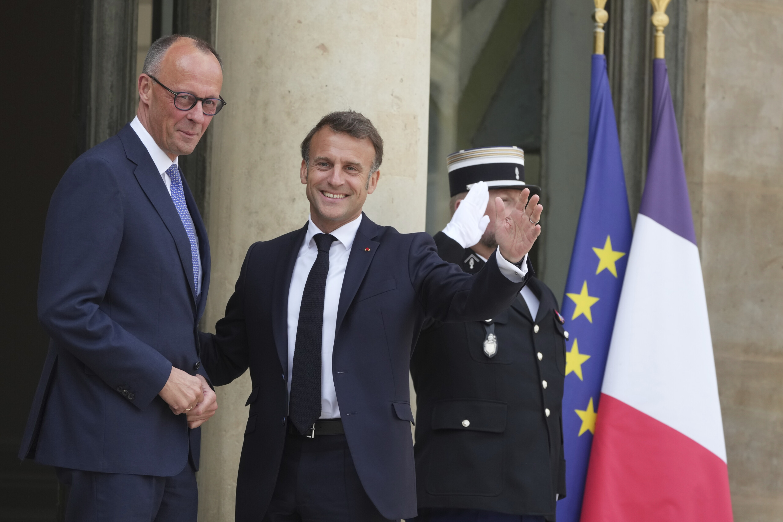 macron rencontre merz nous voulons repondre ensemble aux defis de leurope scaled