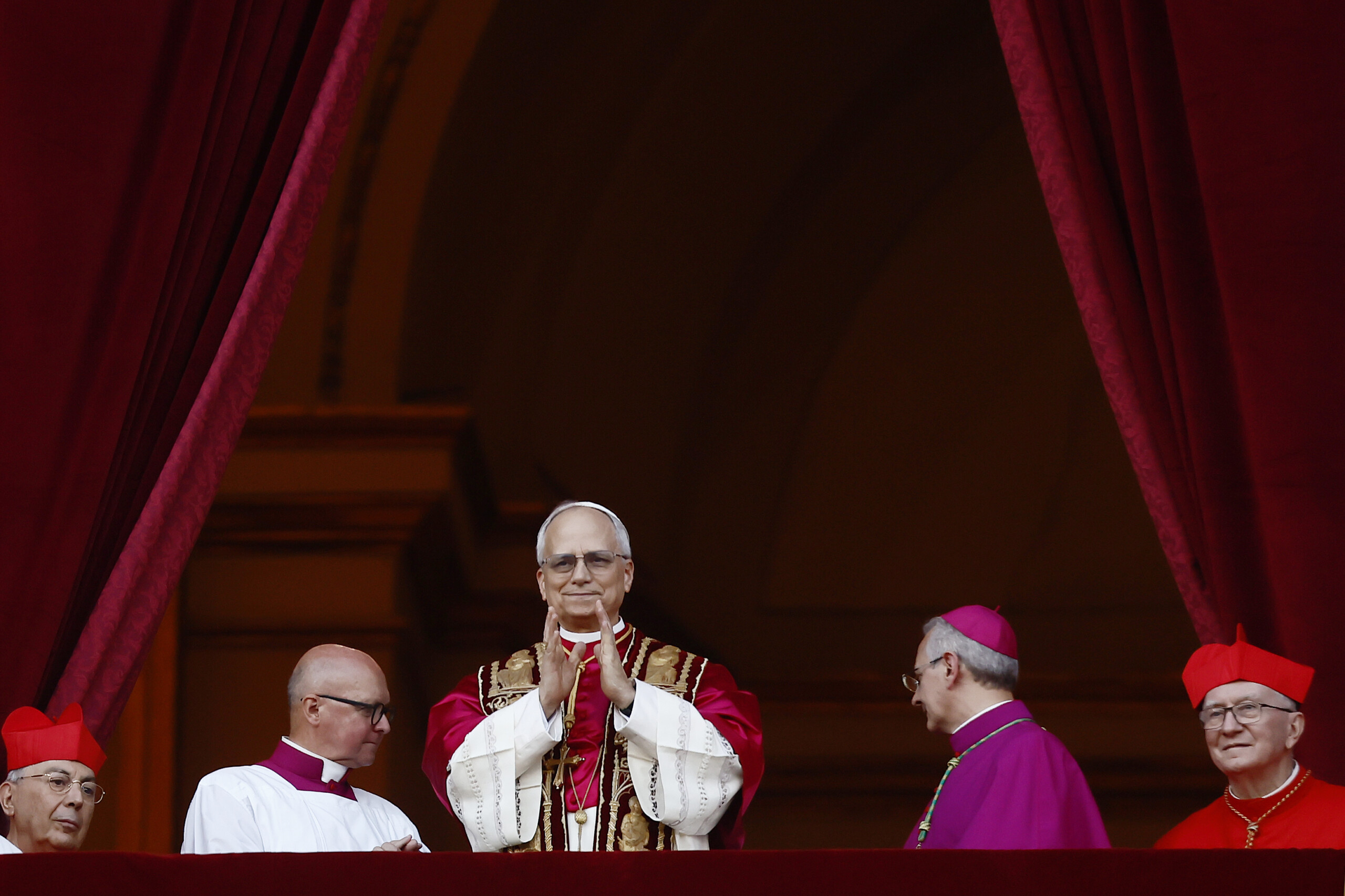 pape a 11 heures dans la chapelle sixtine premiere messe de leon xiv avec les cardinaux scaled