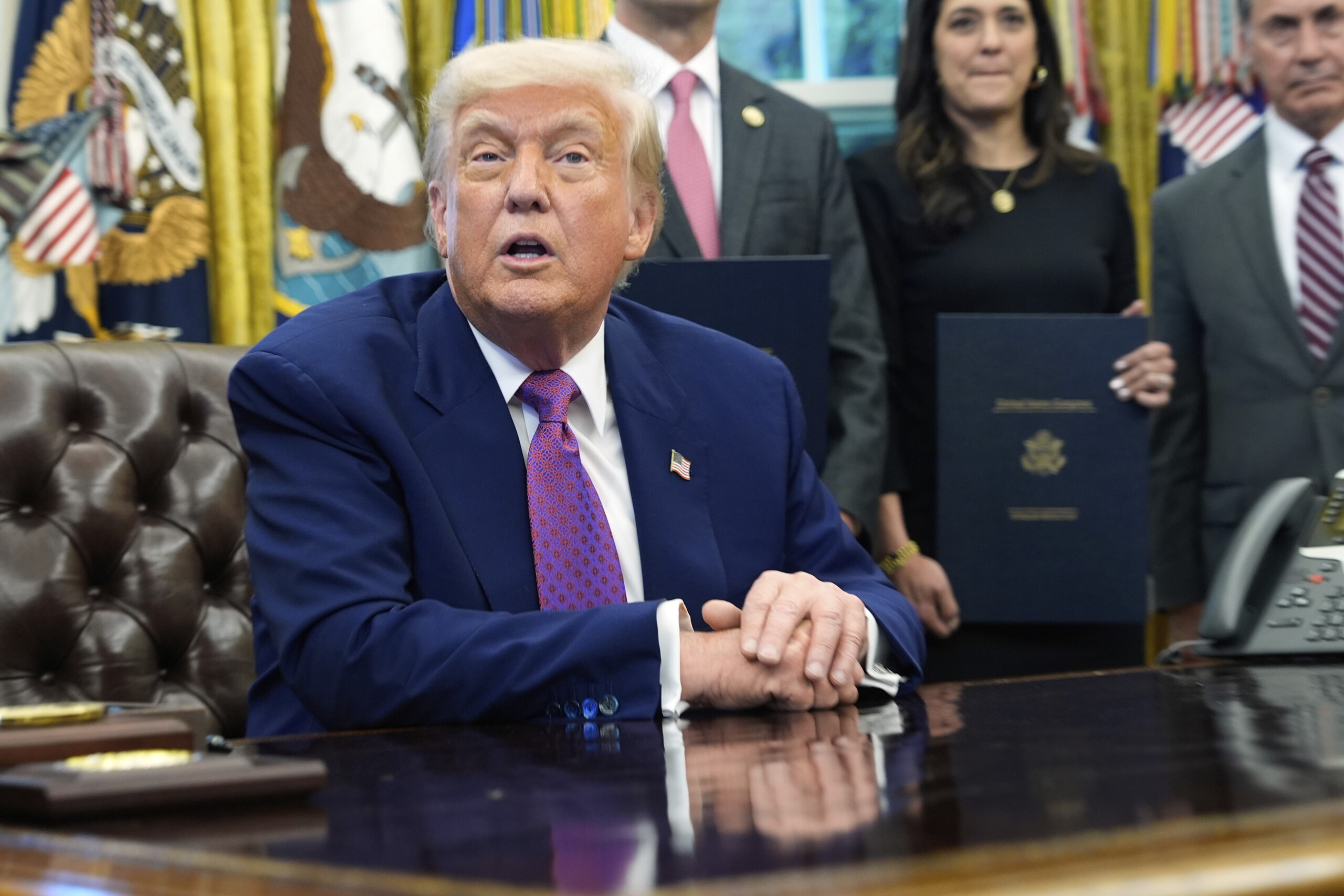 etats unis trump jaimerais augmenter les impots sur les riches scaled