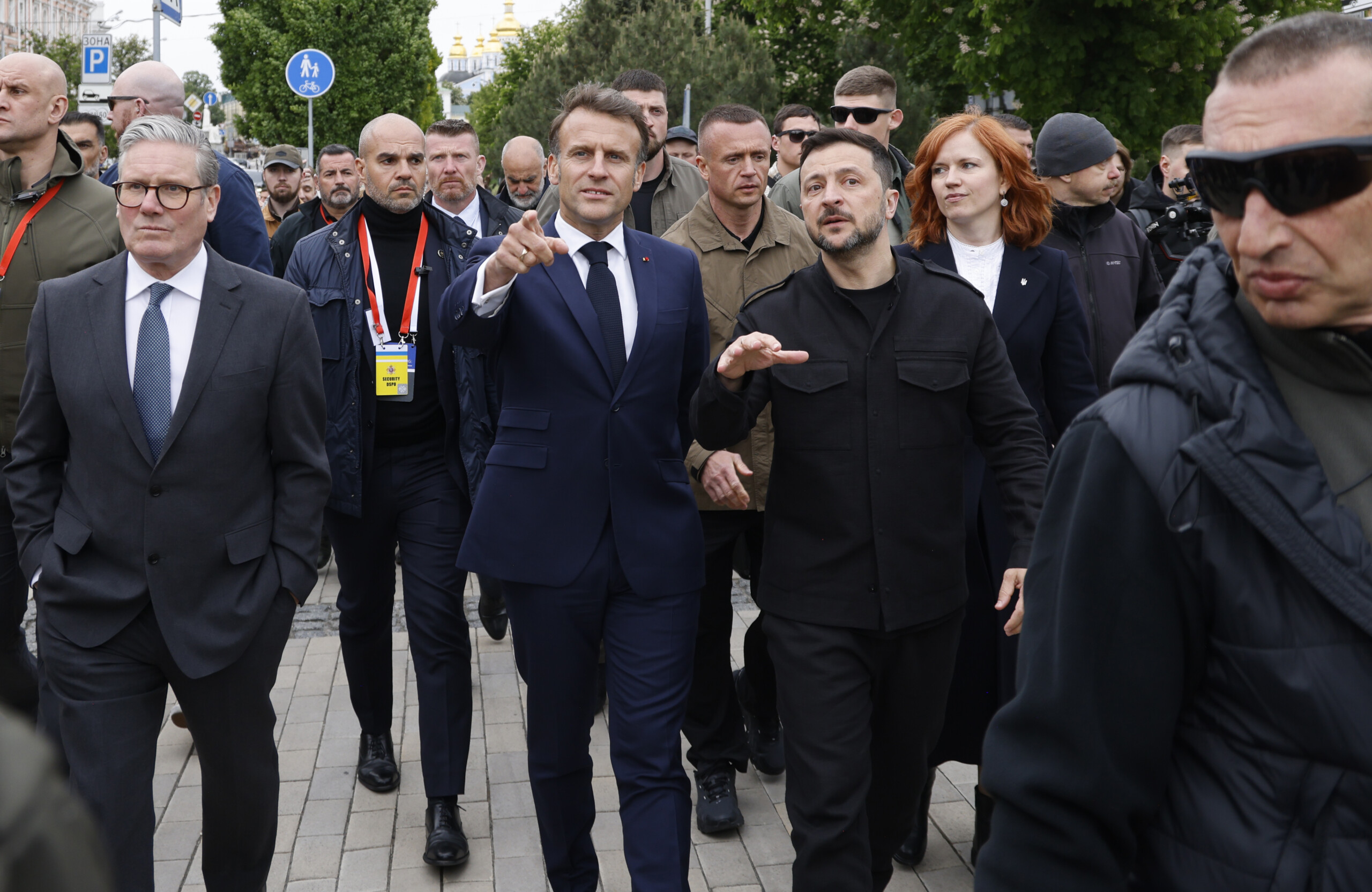 ukraine le pen je ne comprends pas si macron veut la paix ou prepare la guerre scaled