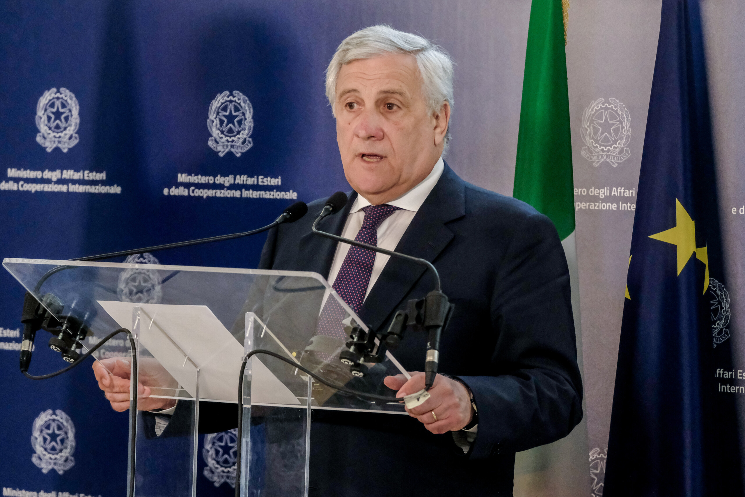 libye reunion au ministere des affaires etrangeres sur la crise a tripoli possibilite devacuation a letude scaled