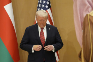 moyen orient trump sans nous il ny aurait pas dotages vivants