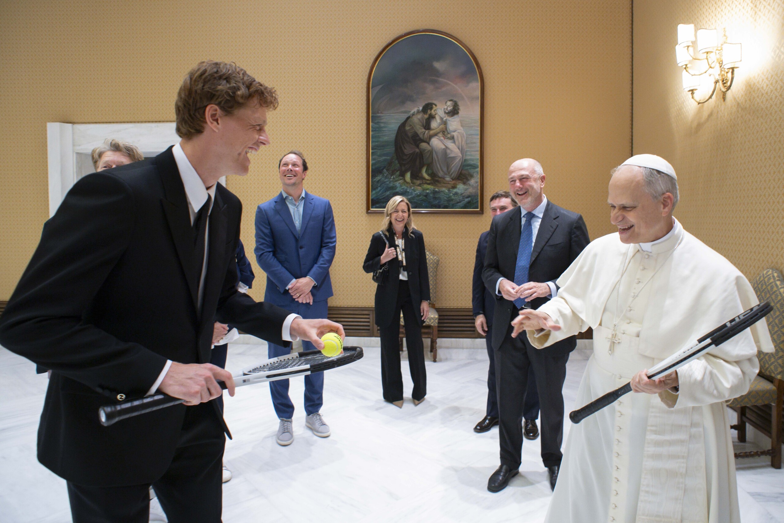 papa sinner un immense honneur de rencontrer le pape leon xiv scaled
