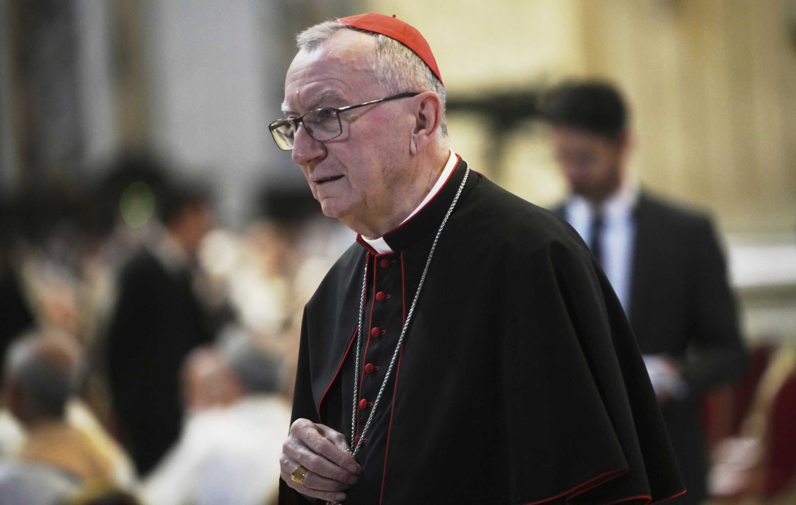 ukraine parolin le pape renouvellera son appel a la paix nous sommes prets a offrir un espace scaled