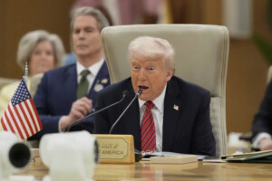 ukraine trump je pourrais me rendre en turquie si poutine est present