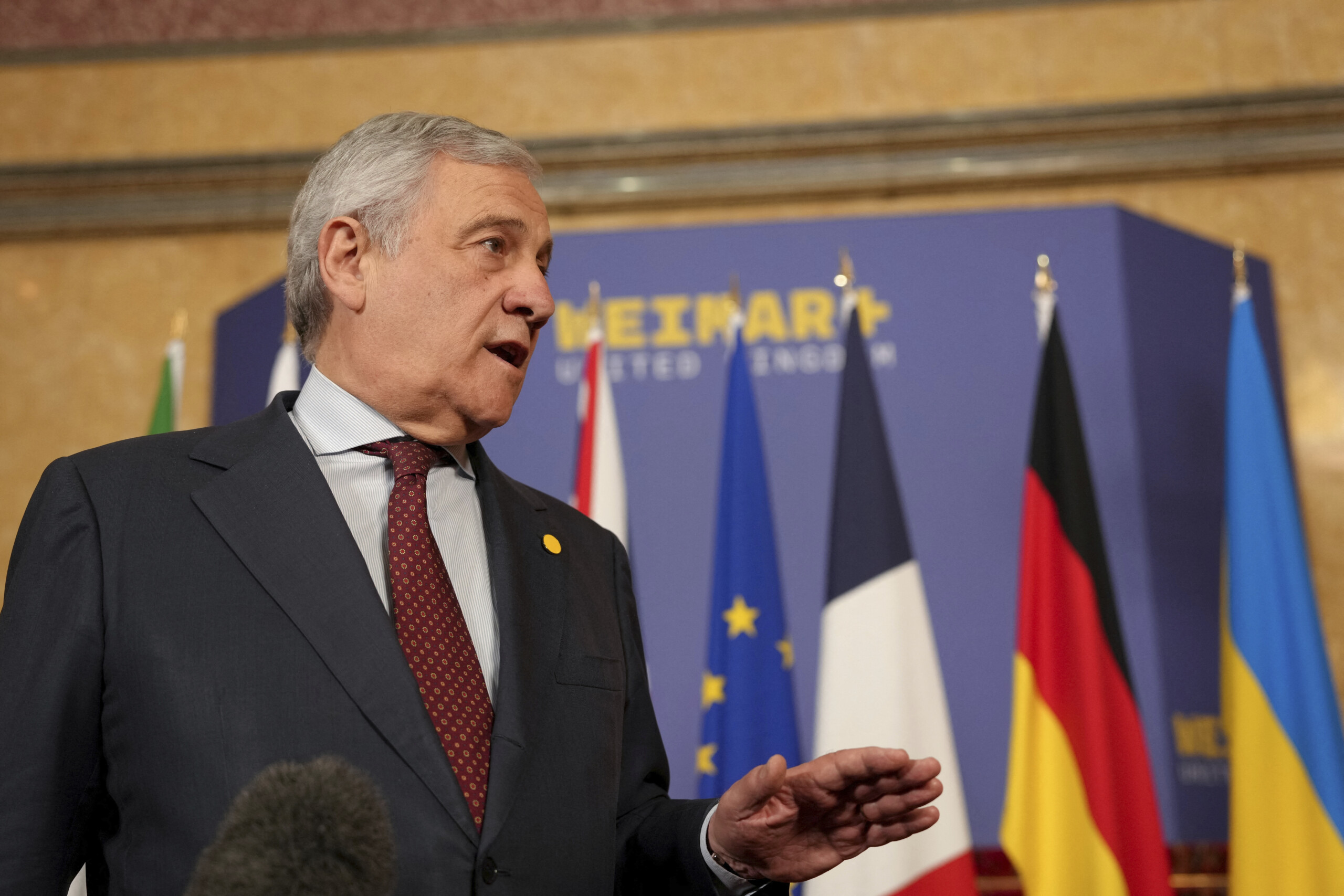 ukraine tajani poutine cherche a repousser le cessez le feu autant que possible scaled