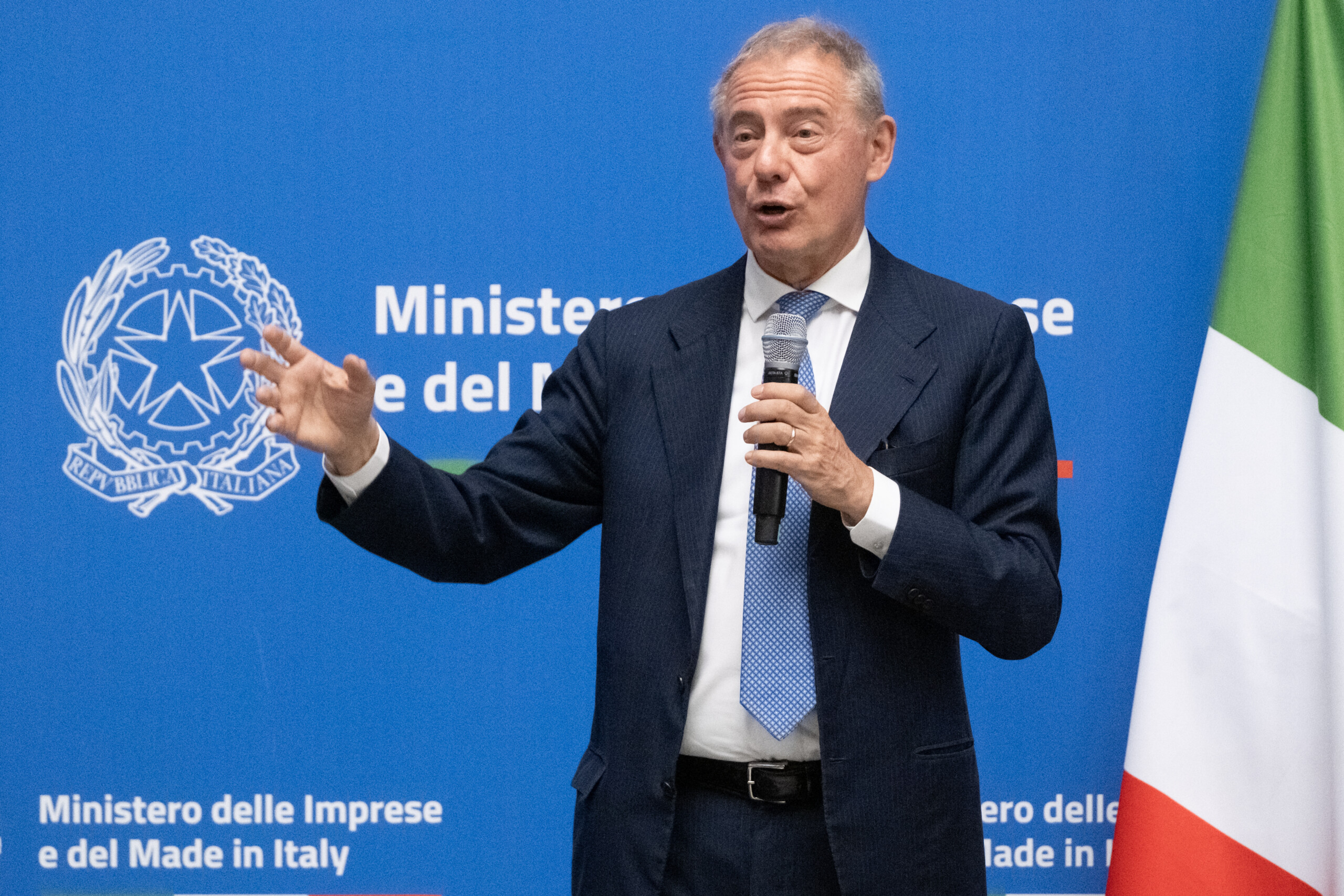ancienne ilva urso la moitie de la production signifie la moitie des emplois je suis aussi preoccupe par le secteur indirect scaled