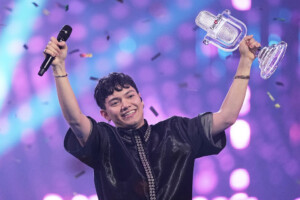 eurovision jj mene lautriche a la victoire cinquieme place pour lucio corsi
