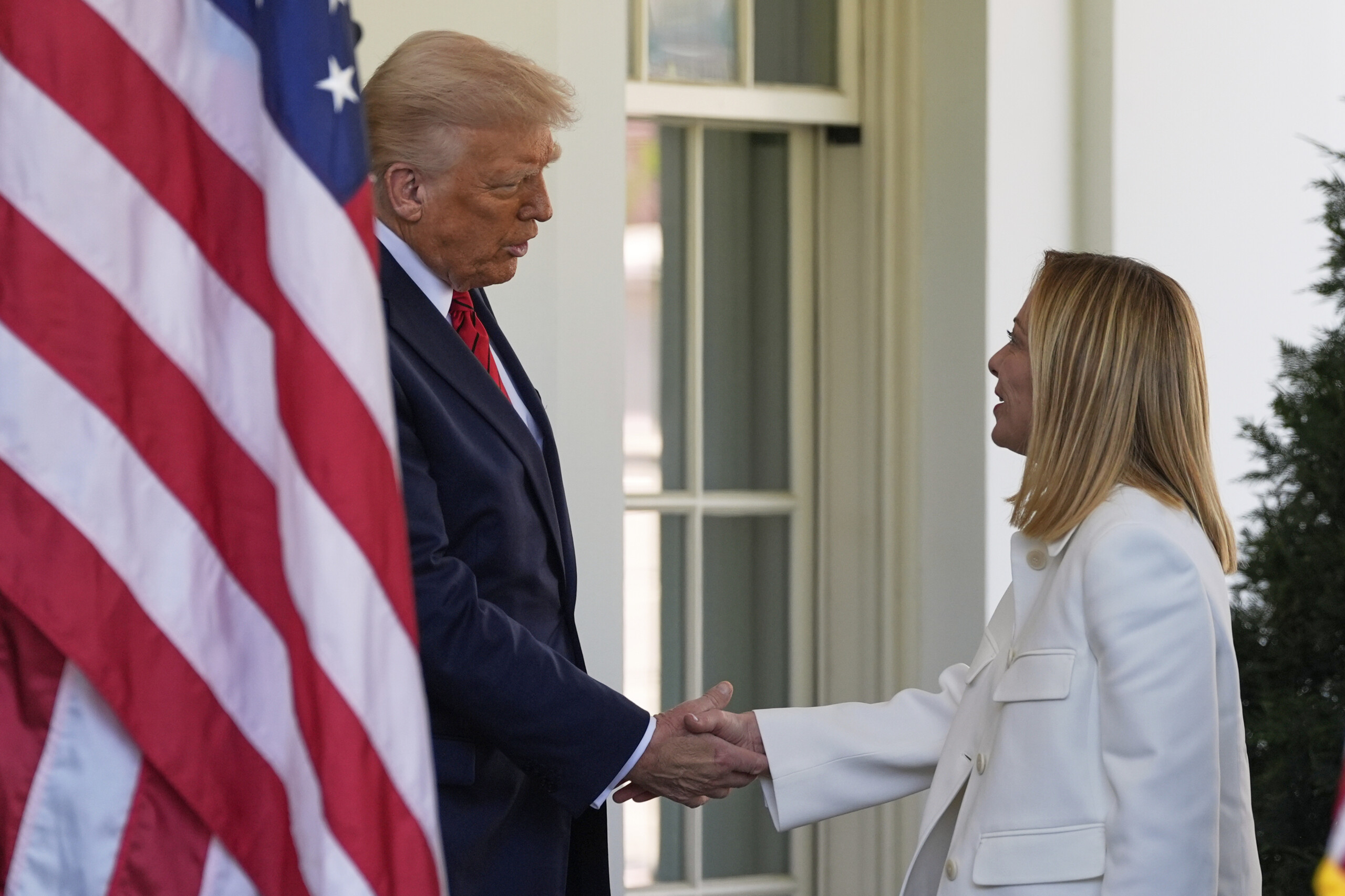 ukraine entretien telephonique hier entre meloni et trump echanges en vue dun appel a poutine scaled