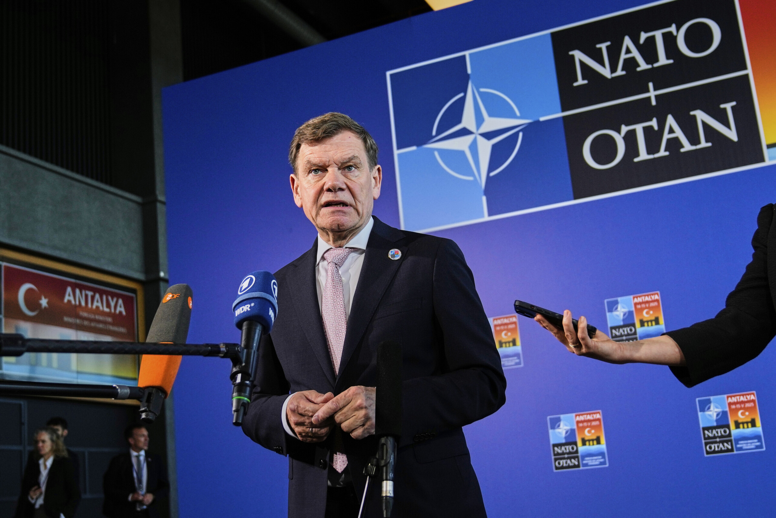 ukraine lallemagne il faut envoyer un signal clair a poutine nous attendons des mesures concretes scaled