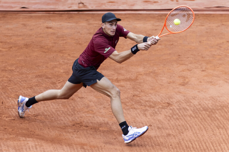 atp geneve arnaldi bat marozsan et se qualifie pour les quarts