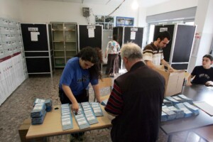 elections municipales baisse de la participation 3348 des electeurs ont vote a 19 heures