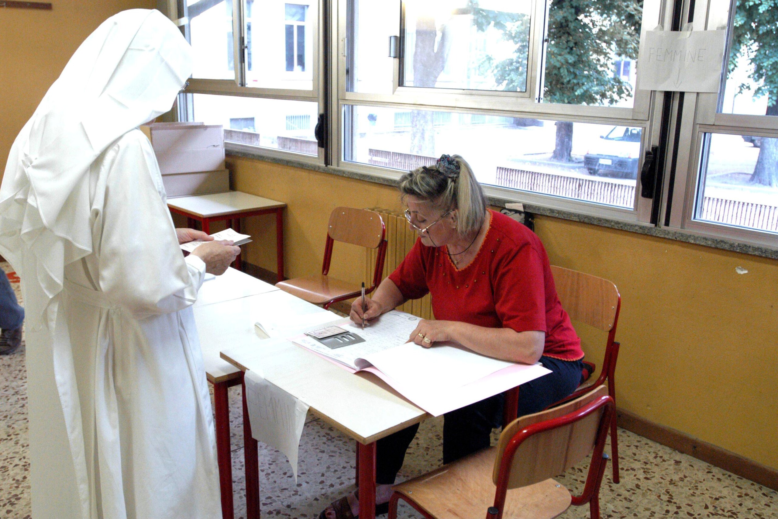 municipales participation en baisse 1355 a midi scaled
