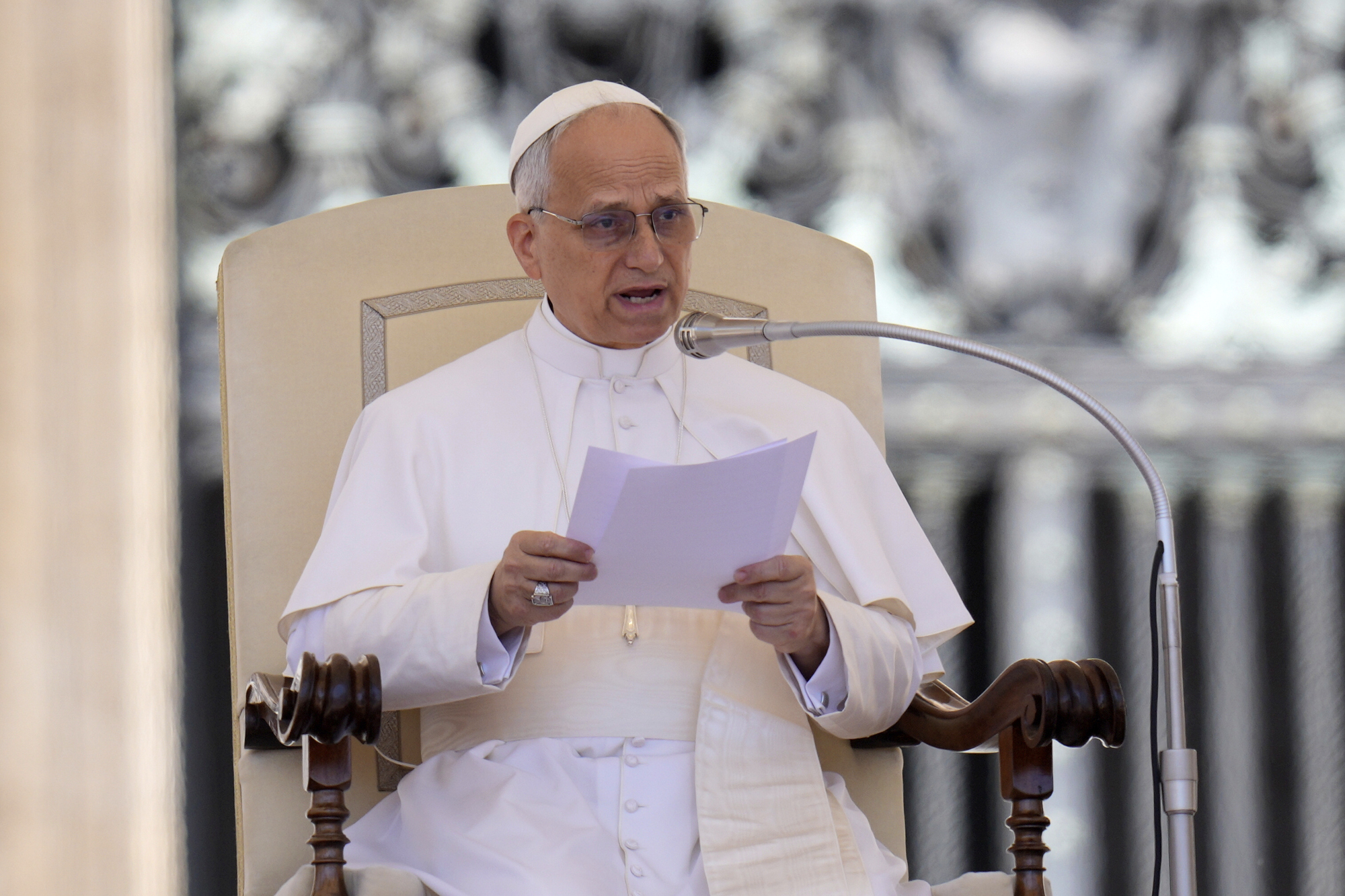 giro ditalia dimanche 1er juin le pape leon xiv saluera les cyclistes