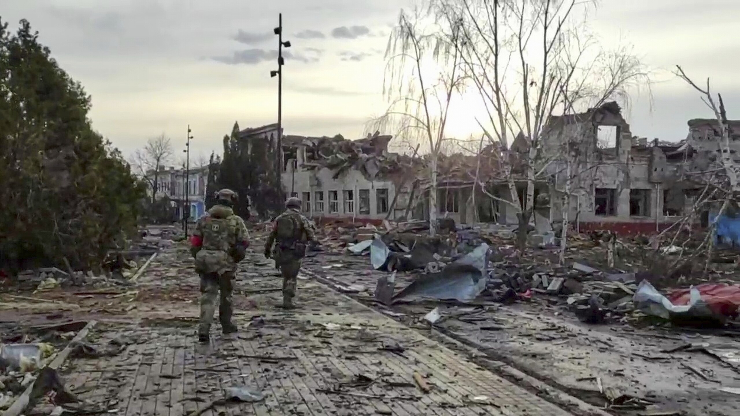 ukraine moscou 14 blesses lors de lattaque de kiev a koursk scaled