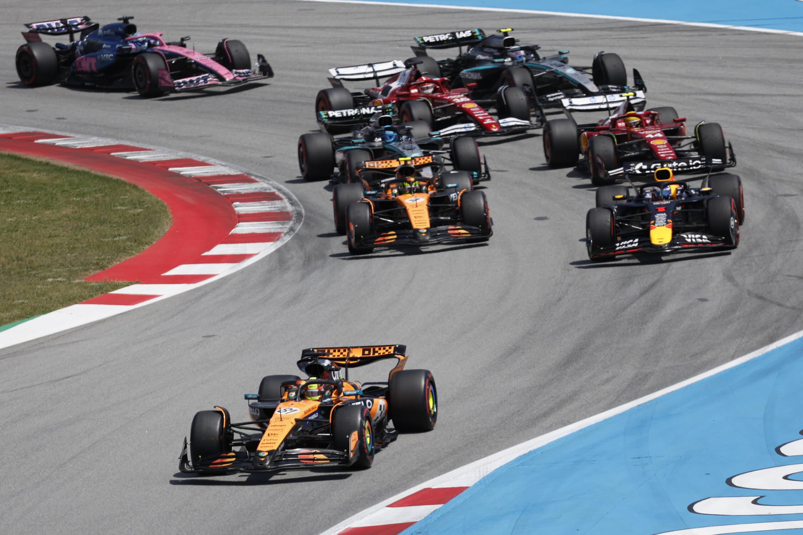 f1 gp despagne victoire de piastri devant norris leclerc 3e scaled