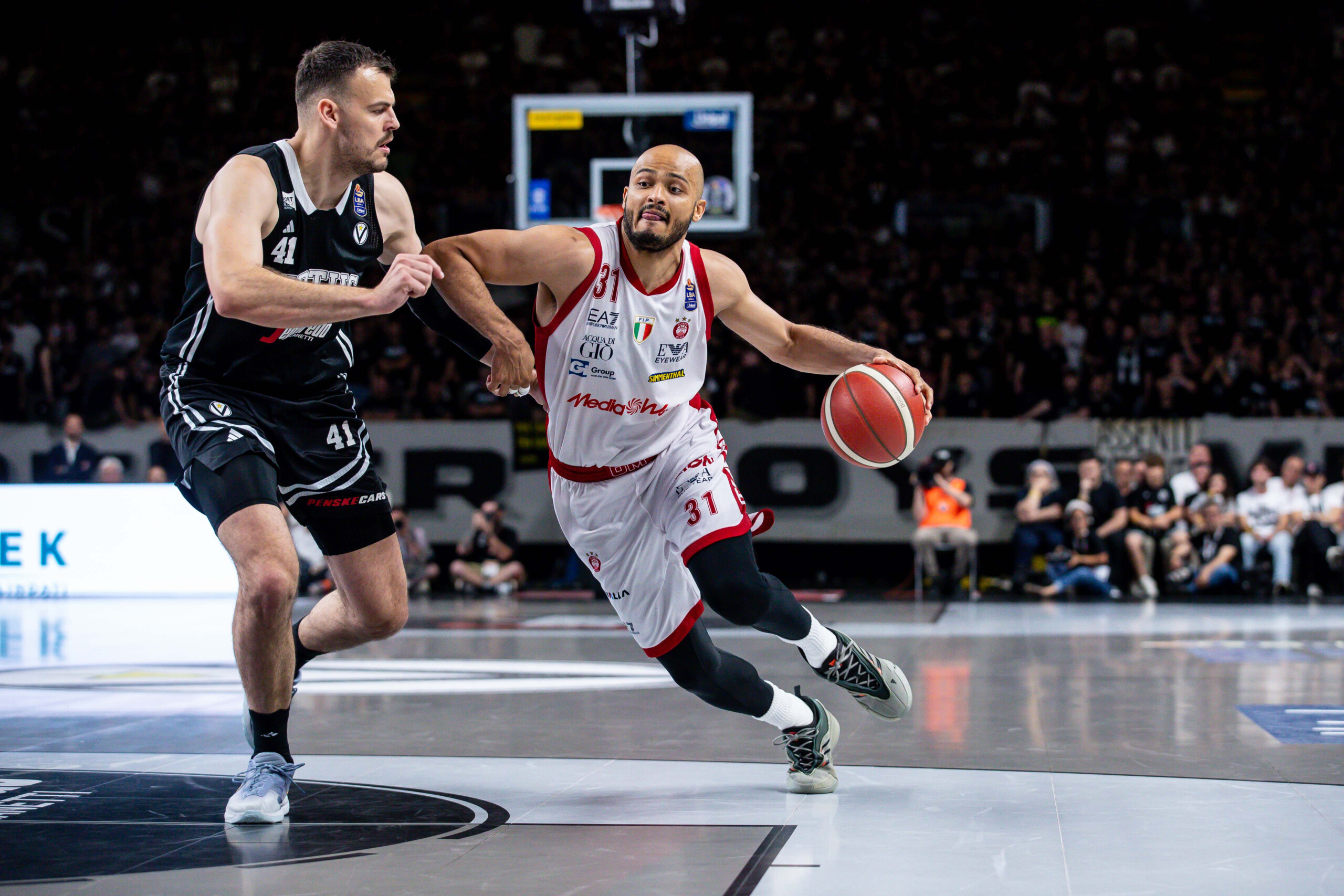 basket playoffs de serie a milan simpose a bologne 85 66 et egalise la serie scaled
