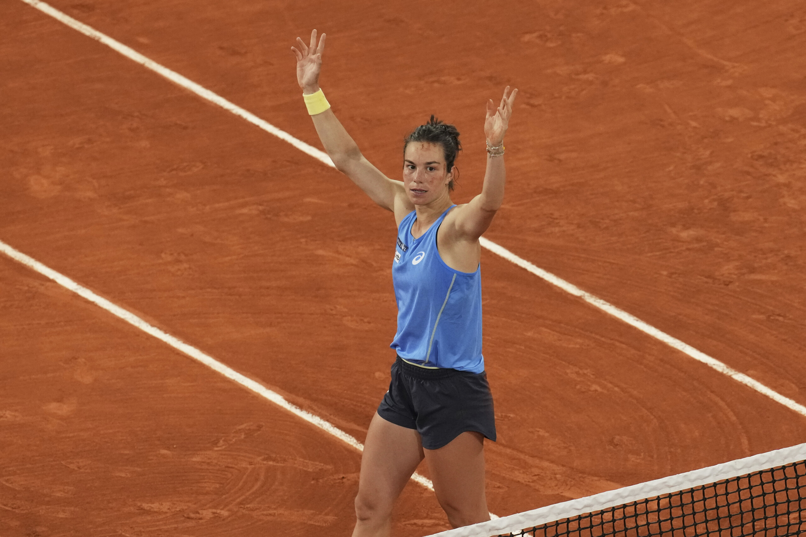 roland garros le conte de fees de boisson elle bat andreeva et atteint les demi finales en tant que n361 mondiale scaled