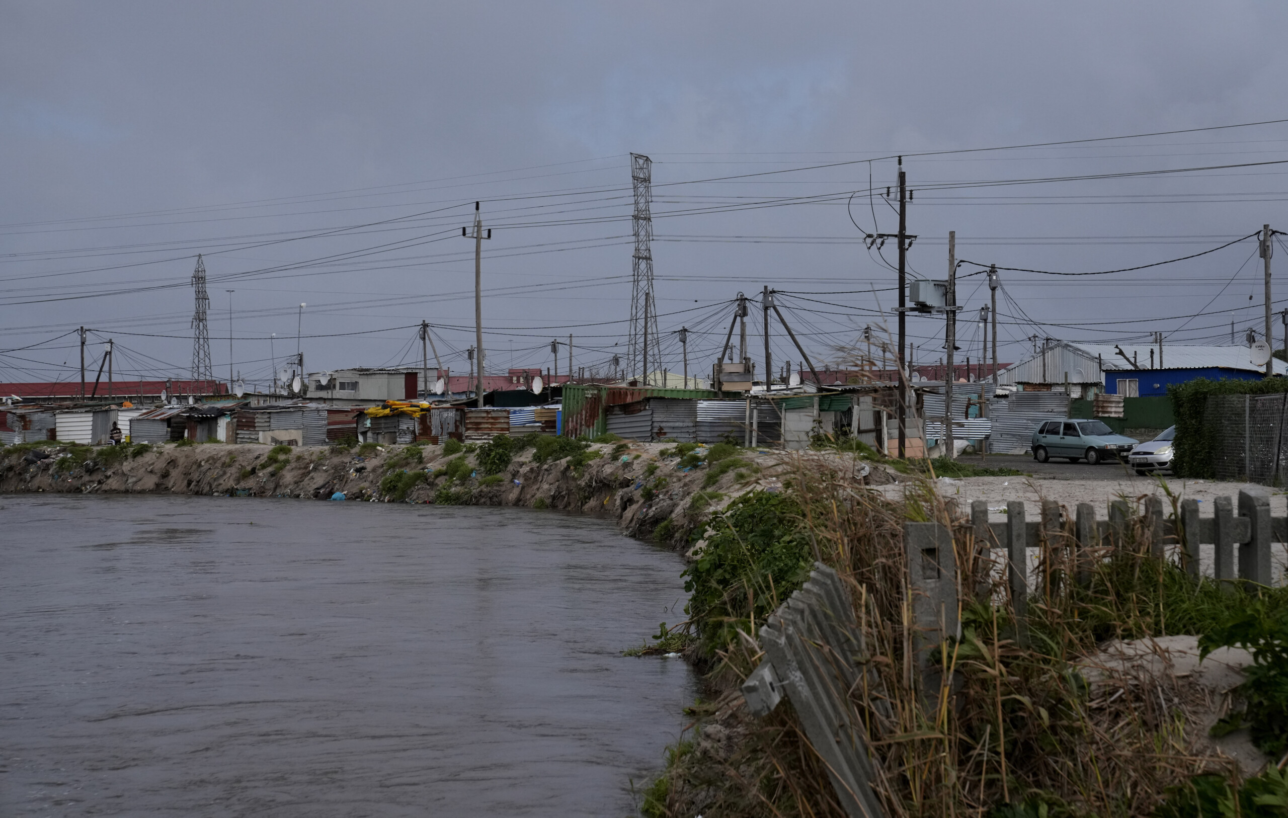 afrique du sud au moins 49 morts dans des inondations a lest du pays scaled
