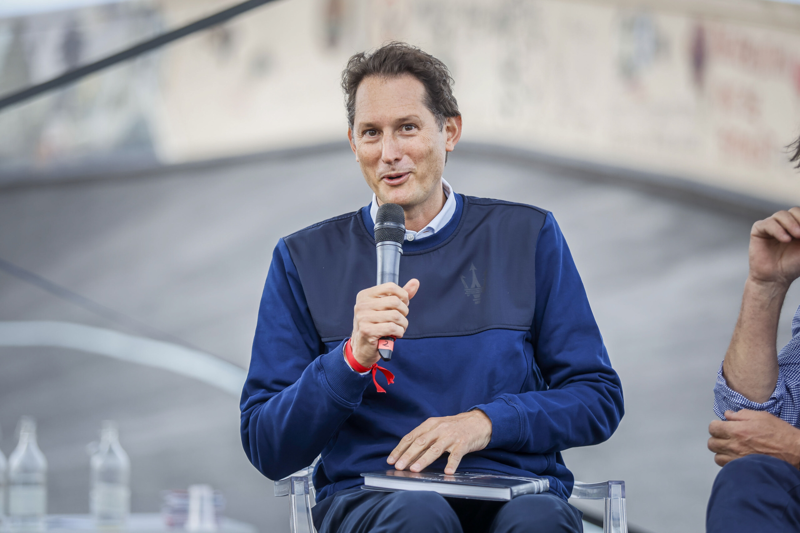 football juve elkann et la direction a la continassa pour saluer lequipe scaled