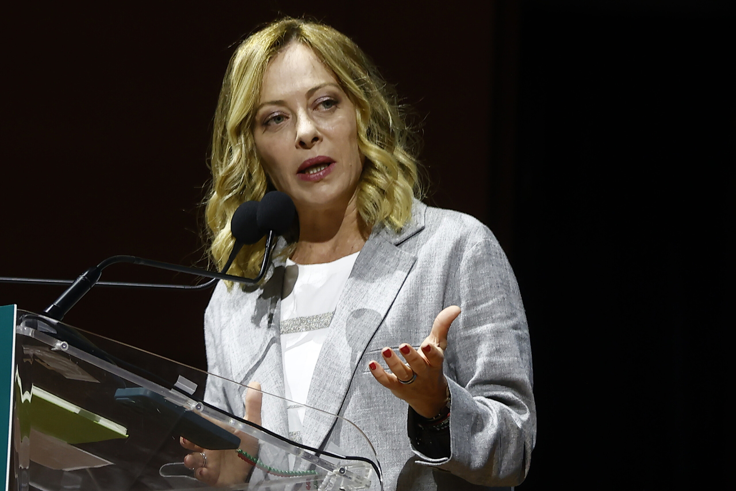meloni objectif baisser les impots pour tous avec une attention particuliere a la classe moyenne scaled